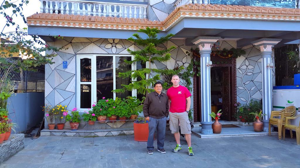 Hotel Grand Holiday Pokhara Esterno foto