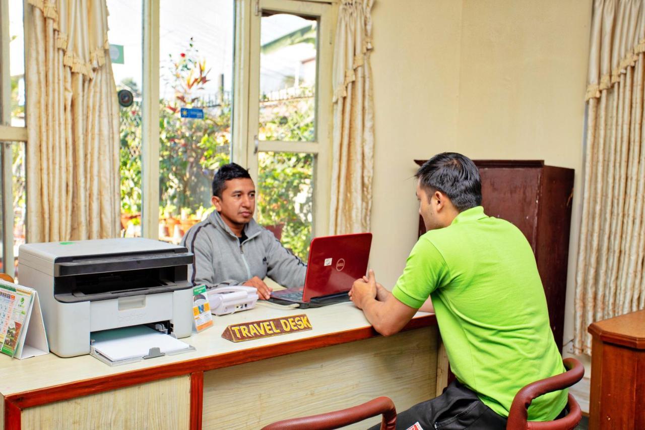 Hotel Grand Holiday Pokhara Esterno foto